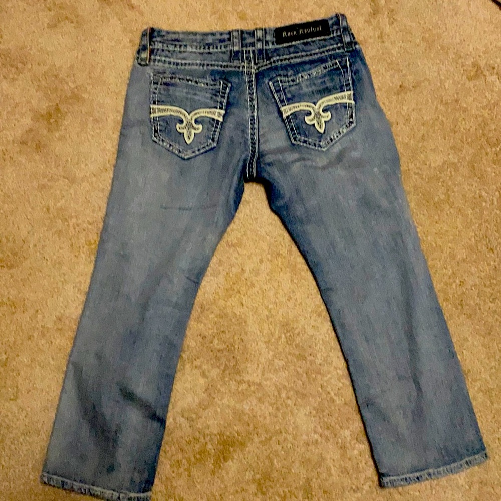 Rock Revival Capris EUC